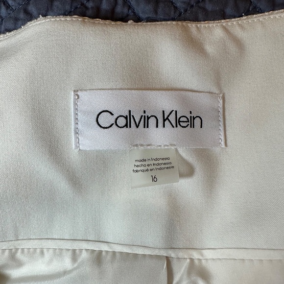 Calvin Klein Ivory Metallic Tweed -like Jacket and Skirt Suit, Size 16 - Picture 2 of 9